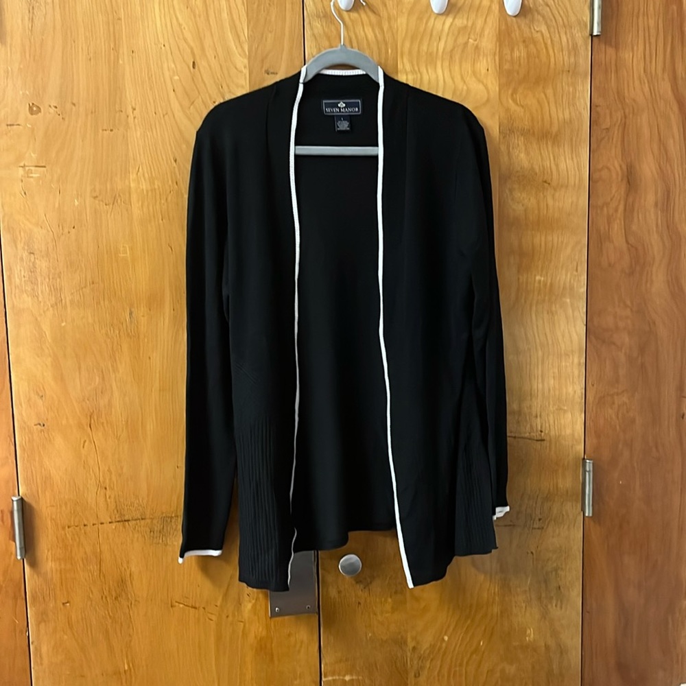 Black no buttons sweater